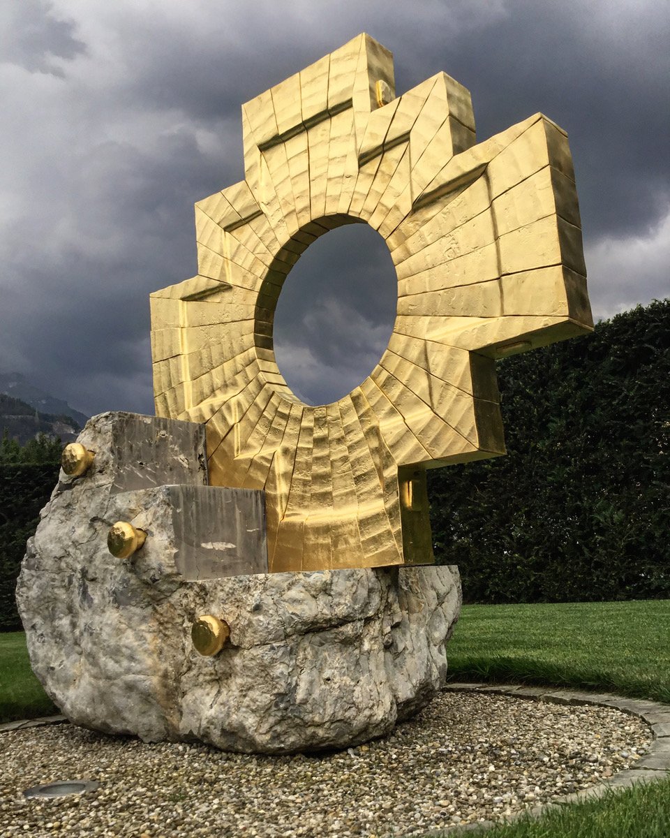 ▲ Chakana/Inca Cross